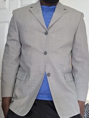 Balmain
Gray Worsted Wool Suit Coat Blazer,size 42R/W35